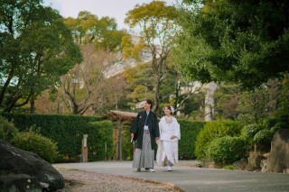 eneen wedding KOBE_【相楽園】四季折々の美景が楽しめる日本庭園で和装お洒落フォトを！