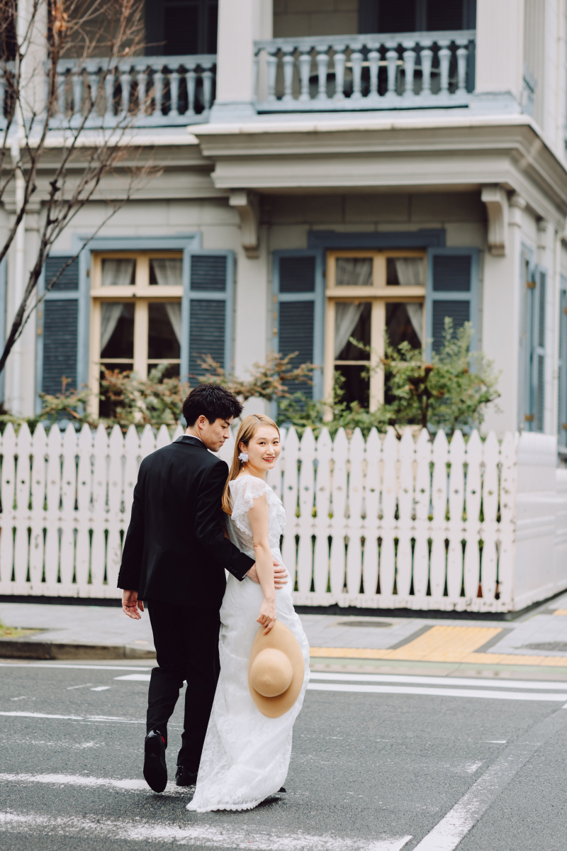 お散歩しながらラフに。ポーズをとることや写真を撮られることが苦手って方におすすめです!お話しながら楽しく前撮りしませんか?ラフな写真+前撮りといえば!というところの2ヶ所撮影も大歓迎です。