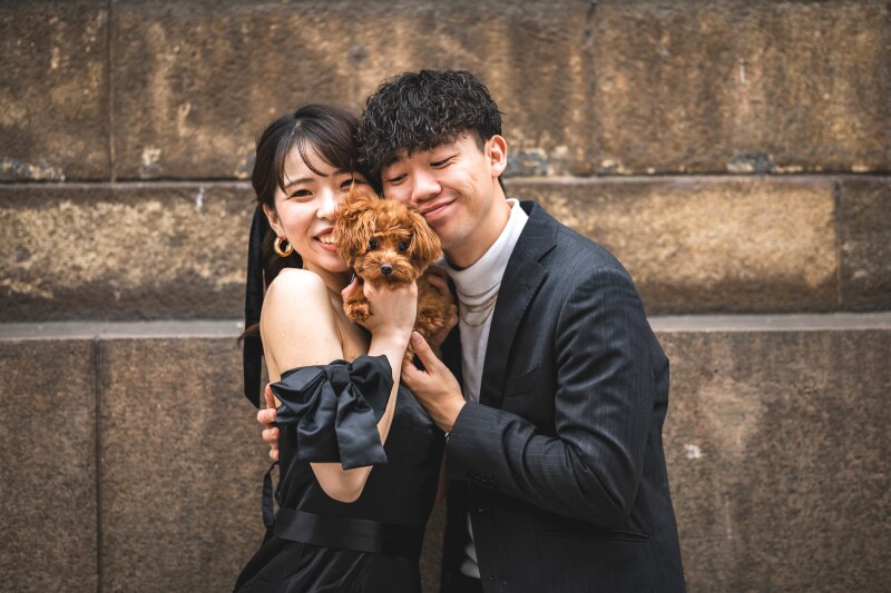 大切な家族とのお写真もしっかり残します。動物大好きで実家ではチワックス、猫、ハムスター等色々、弟の影響で爬虫類も触れます!