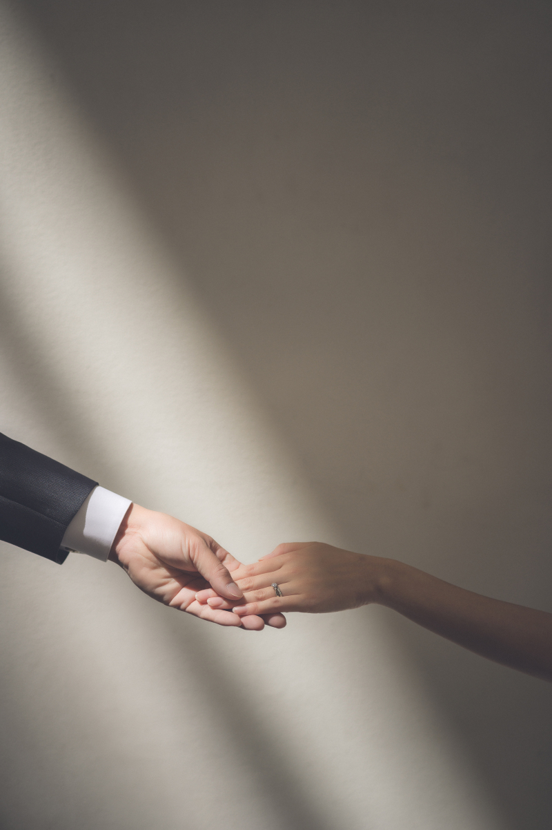 また、担当してほしい!と言ってもらえるよう、写真の出来はもちろん。その日を楽しんでもらえるよう心がけて撮影しています。とくに、新婦様の一番盛れる角度を探すことを頑張っています!