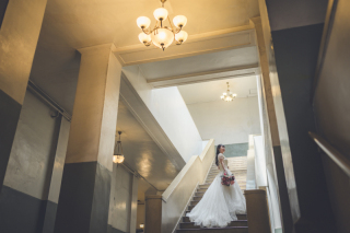 趣味は、洋画・バイク・小説・音楽など 多趣味です！！お二人のことをたくさん教えて下さい♪お話するのがだいすきです♪撮影中もお二人を楽しませます！！