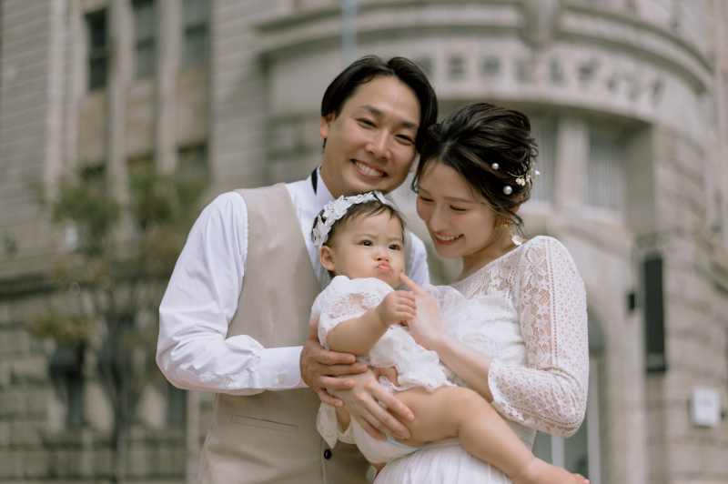 【家族・友人を撮影に呼べる】家族といっしょに♪ロケーション+スタジオ洋装1着|お子様の衣装付き!