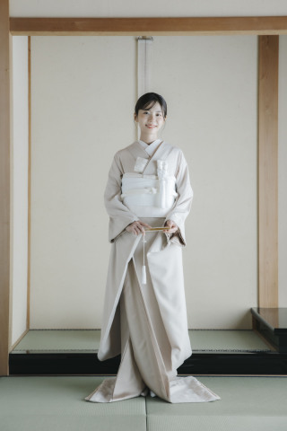 【衣装店レンタル/色掛下】No. 5613（ベージュ）