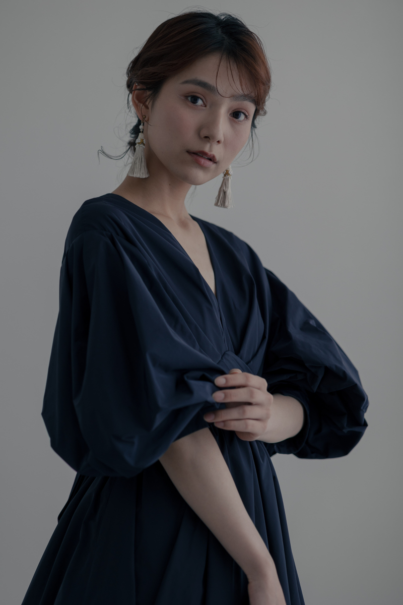 【ドレスショップレンタル】濃紺タフタ