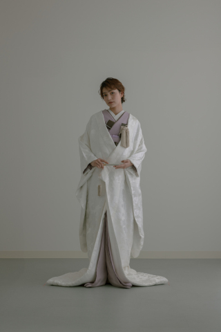 【衣装店レンタル／白無垢】No. DBK-04(春秋雪輪)