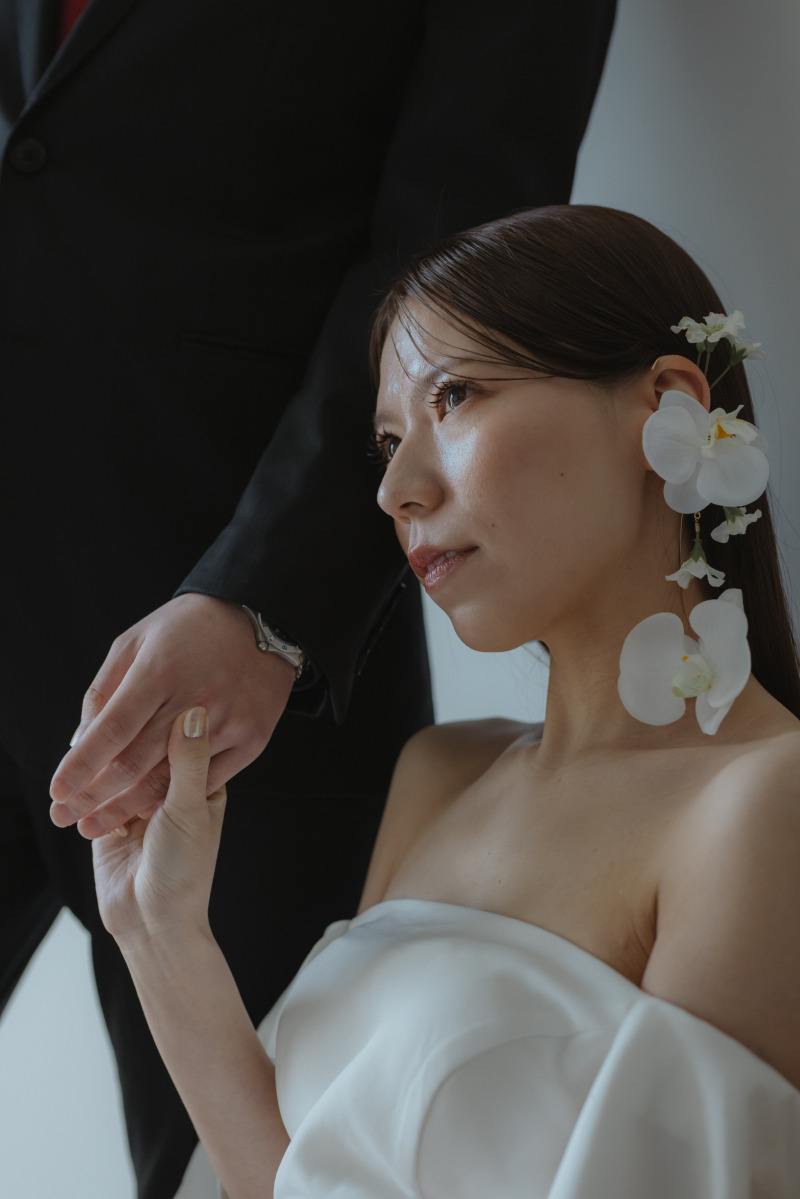 アクセサリーをつけて