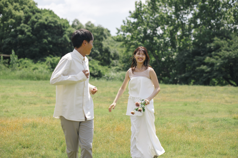 Marlgrafica_女性のフォトグラファーがいる