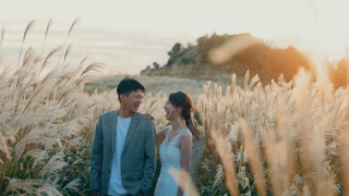 結婚式を挙げていなかったおふたりの前撮り。奥様へ旦那様が日々の感謝を手紙にして撮影の最後に読み、その音声を前撮り映像に組み込みました。映像でしか残せないことを大事にしていきます。