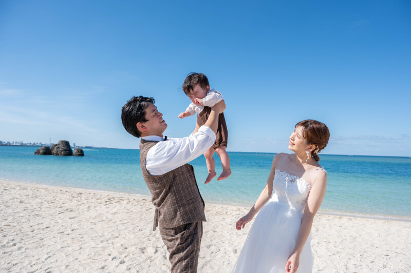 この海から始まる物語