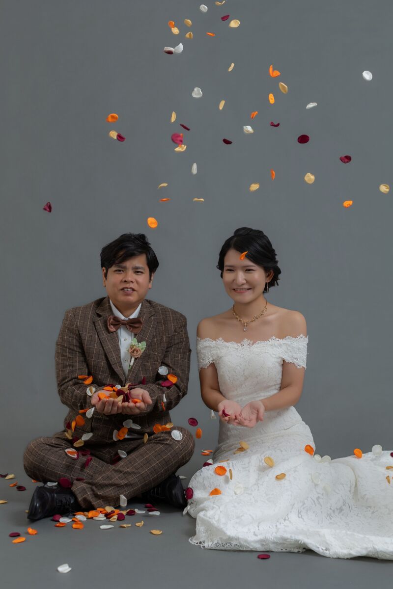 花びらと一緒に楽しむナチュラルショット