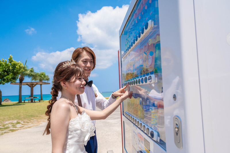 撮影の合間も楽しむふたり