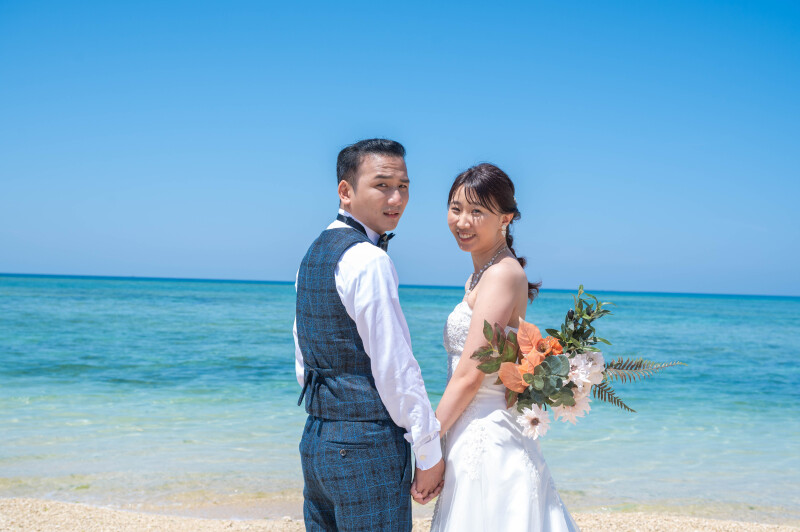 振り返りショットも、リゾートらしく