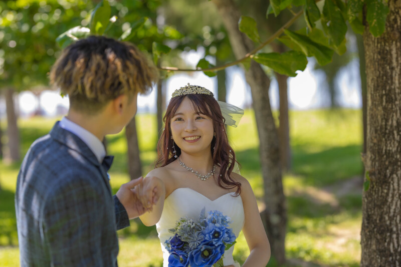 見つめ合うナチュラルショット