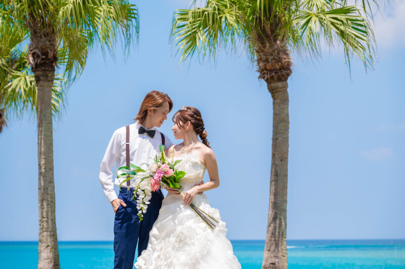 南国の木々に囲まれて