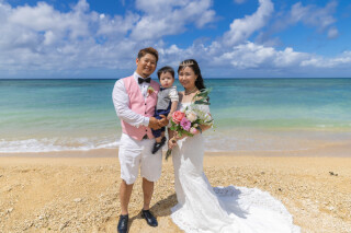 家族で迎える、海色のフォトウエディング