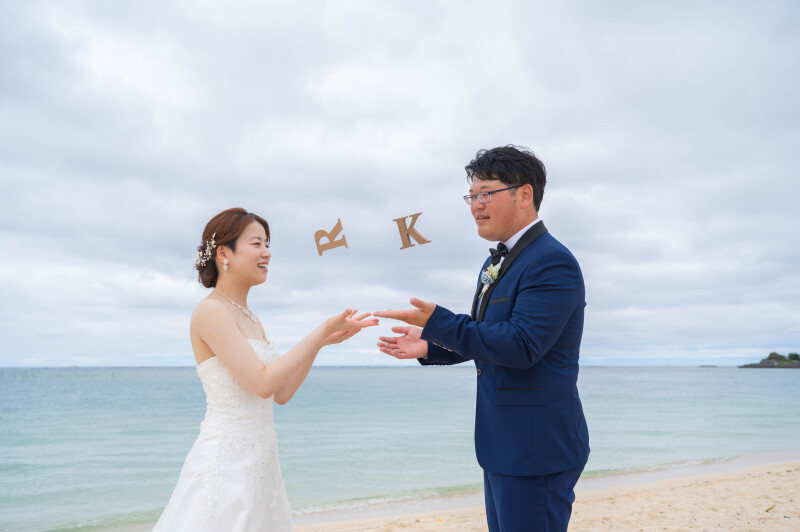 イニシャルが舞う、記念ショット