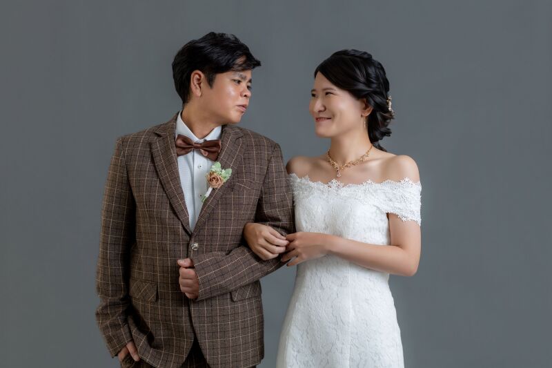 視線でつながるふたりの時間