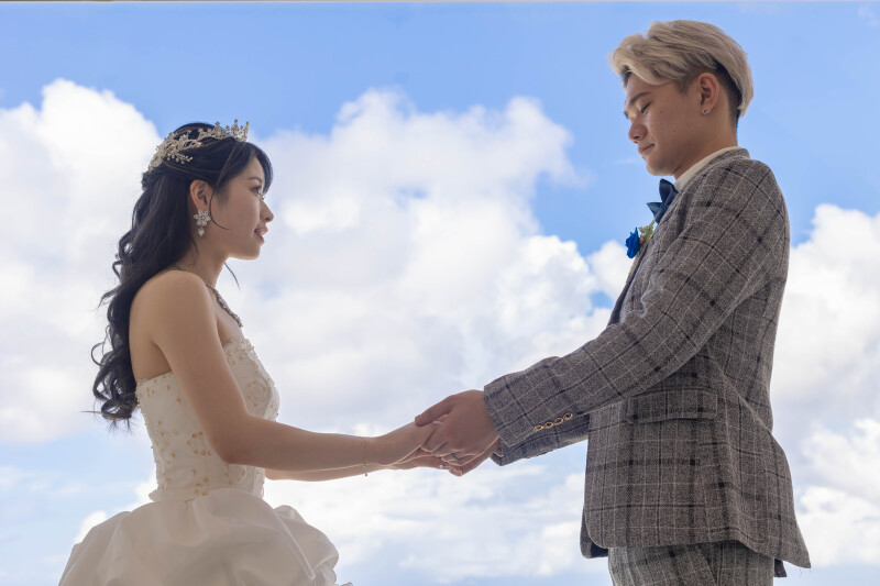 空と雲に見守られた誓い