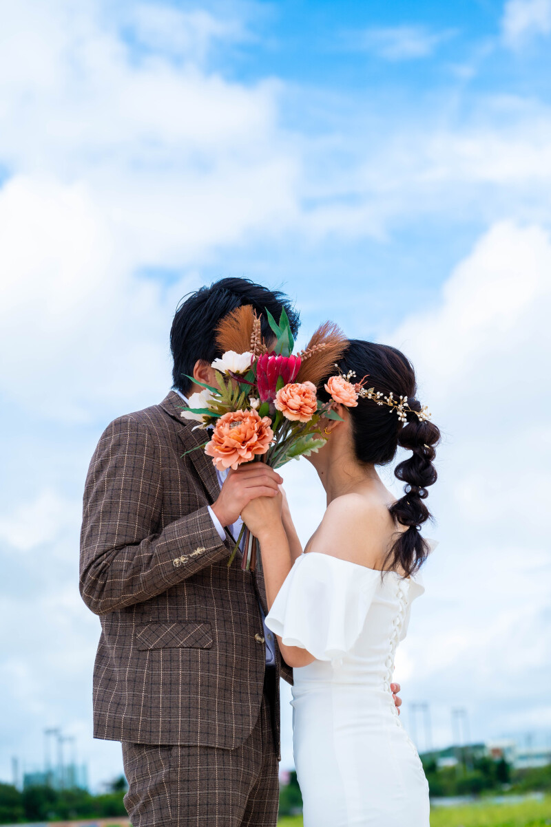 ブーケ越しのキス