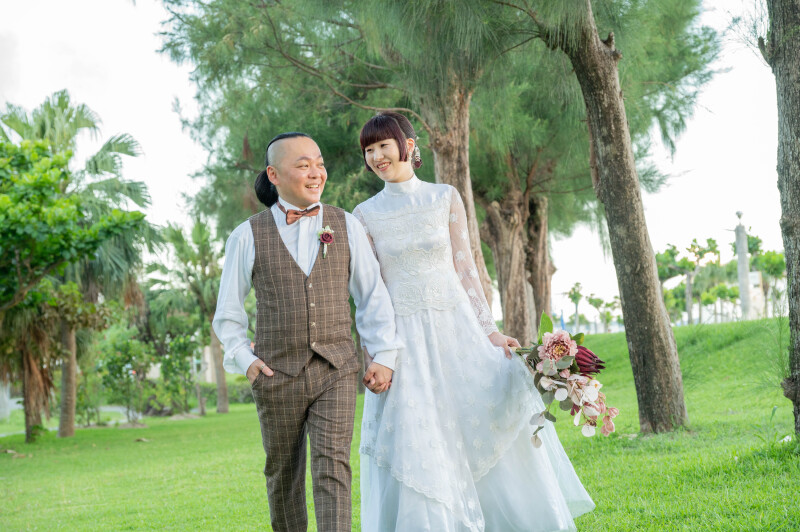 緑に囲まれて、いつものふたり