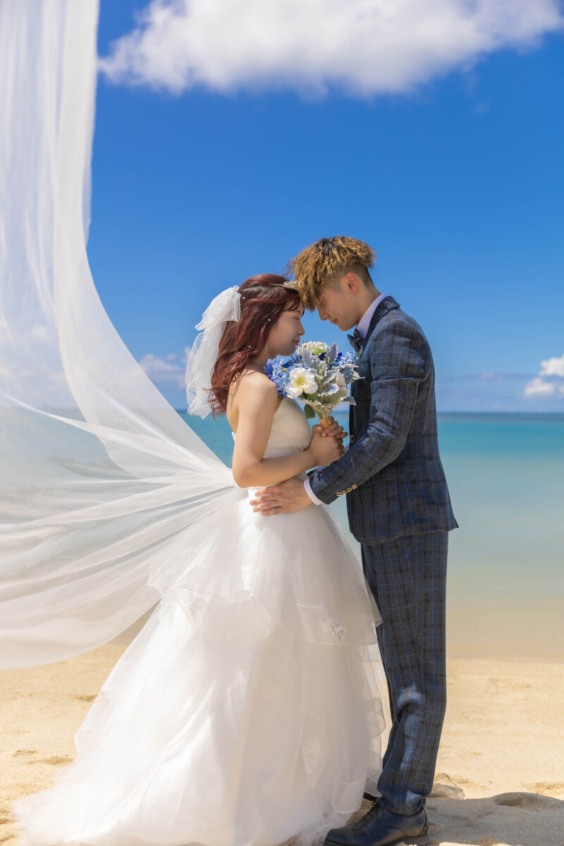 ベールが舞うロマンチックショット