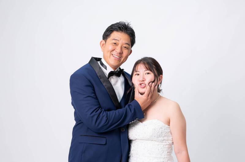 沖縄ウェディングフォト 北谷店_スタジオで撮影できる