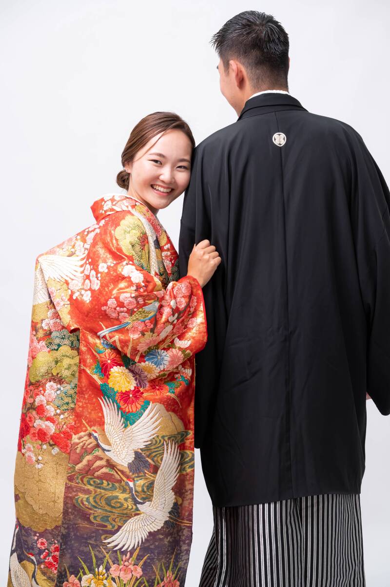 沖縄ウェディングフォト 北谷店_色打掛・着物が豊富