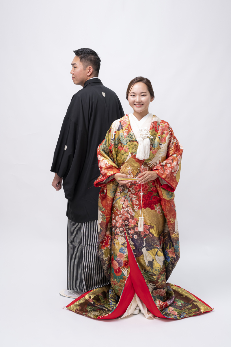 色打掛で伝統的な日本文化を感じるスタジオ撮影可能!