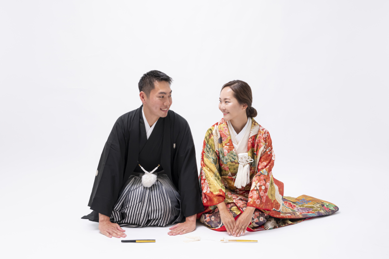 沖縄ウェディングフォト 北谷店_色打掛・着物が豊富