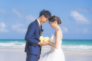 沖縄ウェディングフォト　北谷店_ドローン撮影！