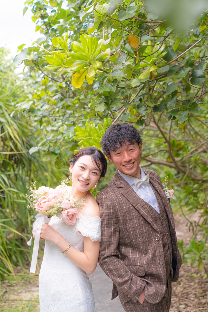 沖縄ウェディングフォト 北谷店_ウエディングドレスが豊富