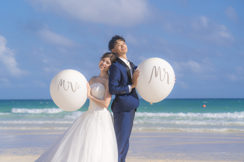 沖縄ウェディングフォト 北谷店_ウエディングドレスが豊富