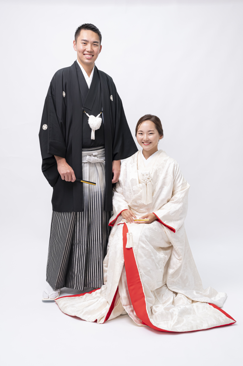 16【和装スタジオ撮影】【美肌補正】外人住宅を改装したスタジオ撮影30カットプラン&基本セット込み和装&プロヘアメイク付【お得】