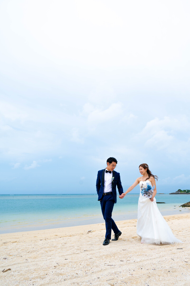 27【アルバム動画付きプラン】【ビーチフォト+ドローン撮影+動画撮影、120カット納品、基本セット込み,ドレス&プロヘアメイク付