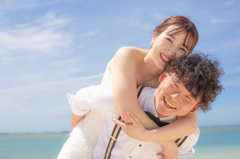 21【アラハビーチ撮影】【ビーチ撮影+グリーン撮影】120カットプラン&基本セット込みドレス&プロヘアメイク付土日祝追加料金不要