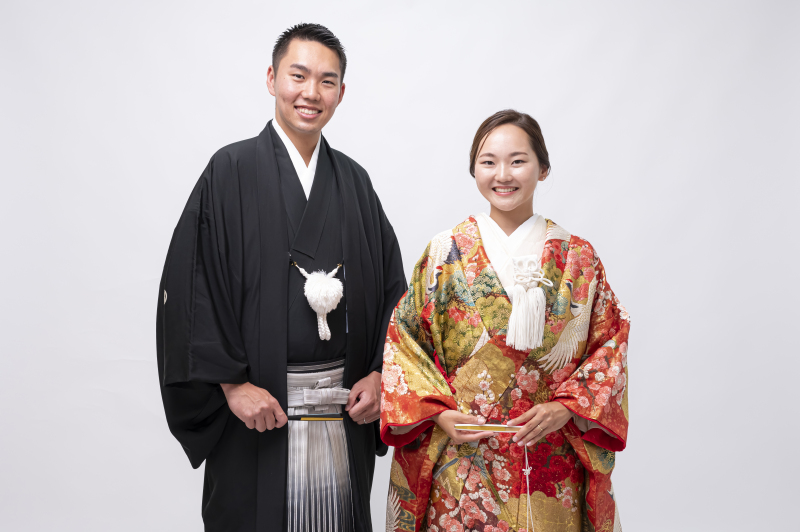 17【和装スタジオ撮影+洋装ビーチ撮影】外人住宅を改装したスタジオ撮影150カットプラン&基本セット込みドレス&プロヘアメイク付