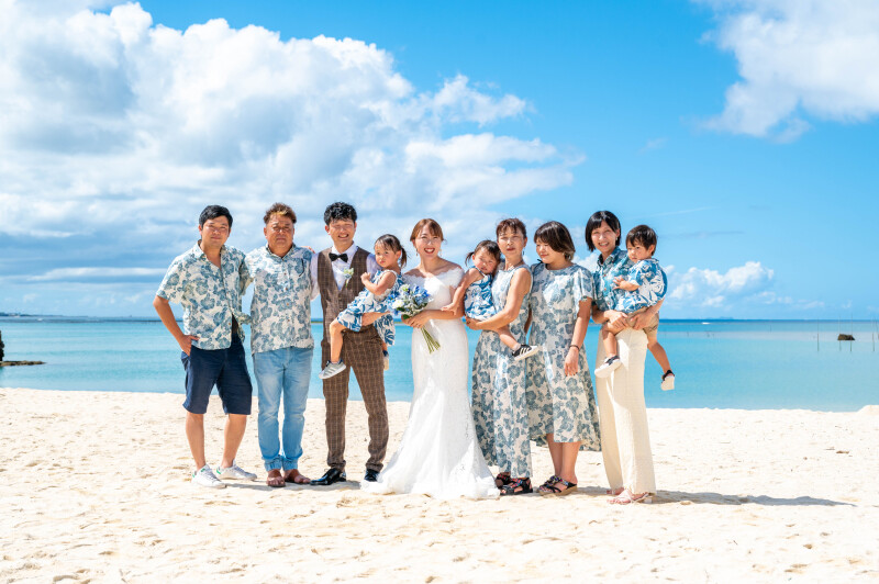 24【座喜味城跡公園撮影】120カットプラン&基本セット込みドレス&プロヘアメイク付【土日祝追加料金不要でいつでも同じ安心料金】