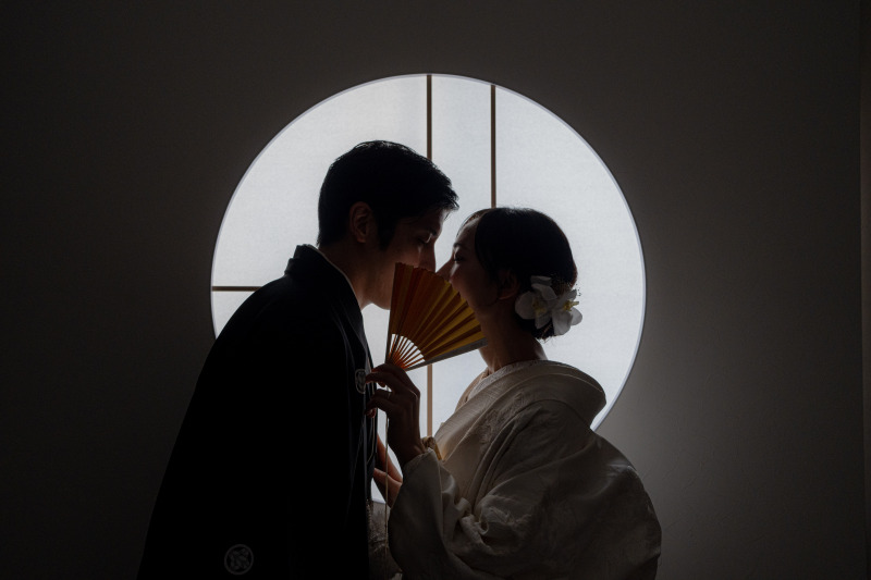 セルフでは撮れないポーズはスタッフさんにお任せ♪