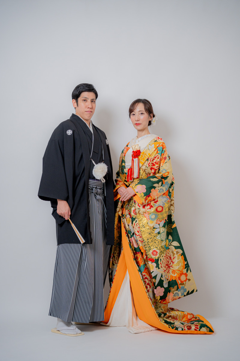 色打掛は迷いに迷ってモスグリーンとオレンジに♡