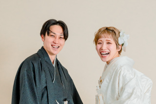 笑顔いっぱいニコニコなお二人が印象的