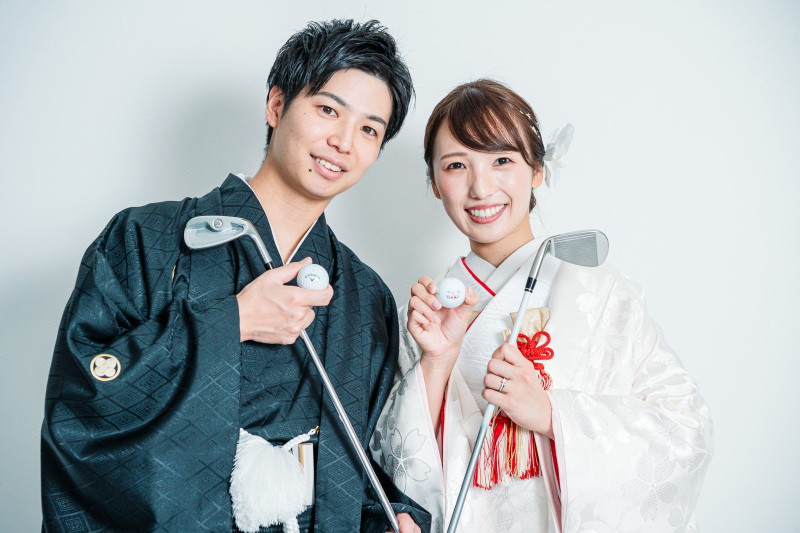 ゴルフクラブとボールはお持ち込み