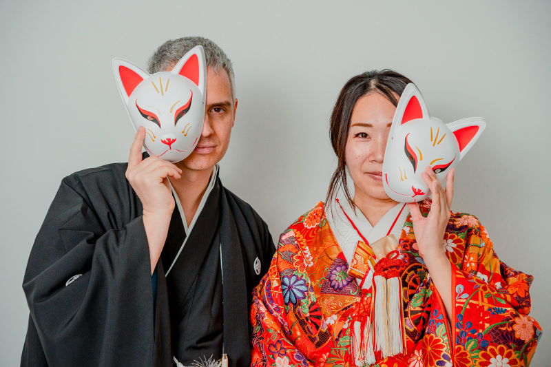 狐のお面は欠かせないアイテムです!