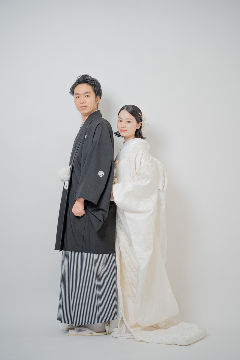 後ろからのバックハグショット