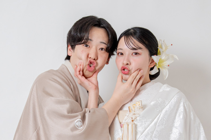 【9月指定日3,4,5,9,11,12,15,17,21,22,24,26,27,29】限定!花嫁ヘアメイク付き和装スタジオ撮影