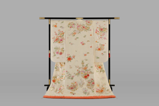 手刺繍 浅黄 四季の響宴