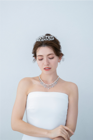 ティアラ・イヤリング・ネックレス（フルールドランジェ）