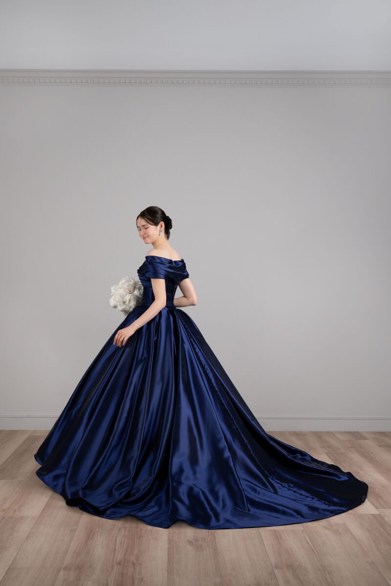 ネイビー・クラレット