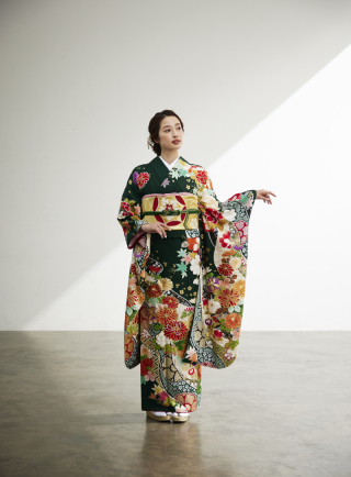 緑菊彩花金彩匹田（中振袖）