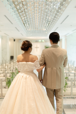 ウエディング＆カラードレスで彩る特別な一日