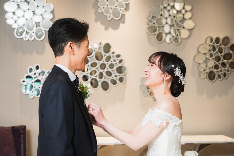 振り返った瞬間、こぼれる笑顔